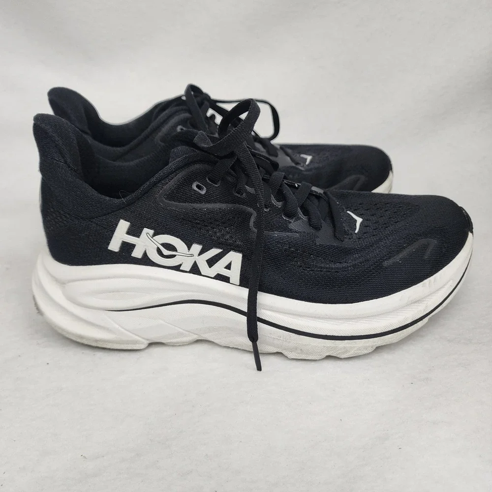 Hoka One One Clifton 10 1162031-BWHT Womens US 6.5 B Running Shoes Black Sneaker